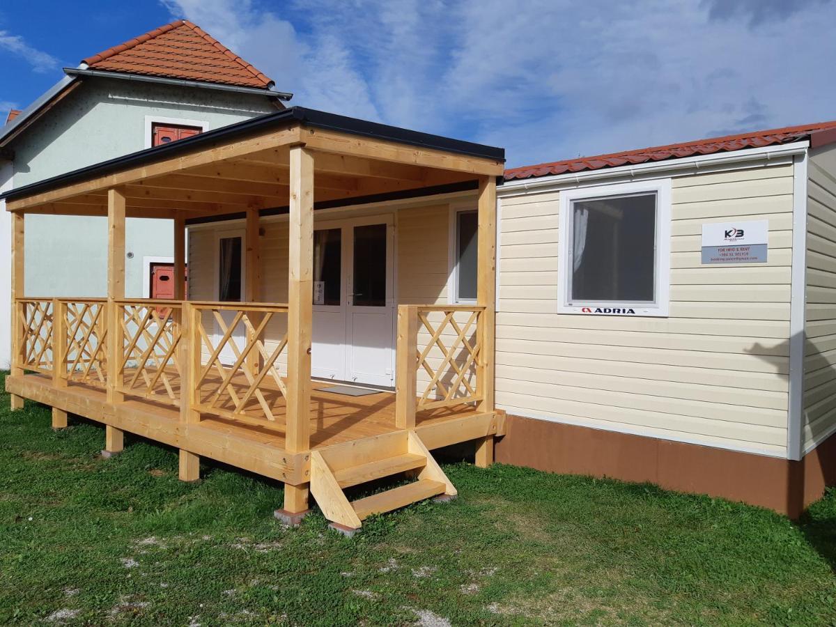 Mobile Homes And Apartment - Terme Catez Catez ob Savi Exteriör bild